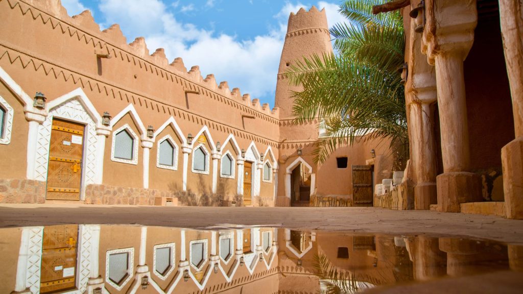 The 5 Cities to See in Saudi Arabia